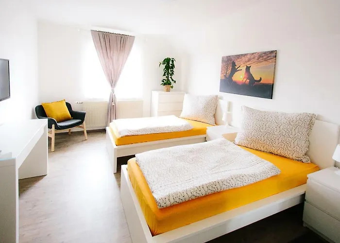 Steira-studios * إيهرينهاوزين