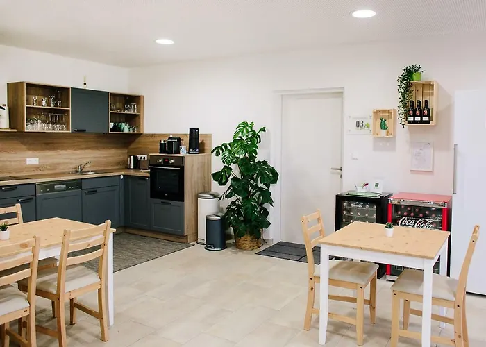 Daire Steira-studios