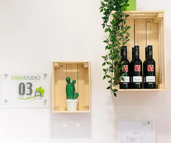 Steira-studios إيهرينهاوزين