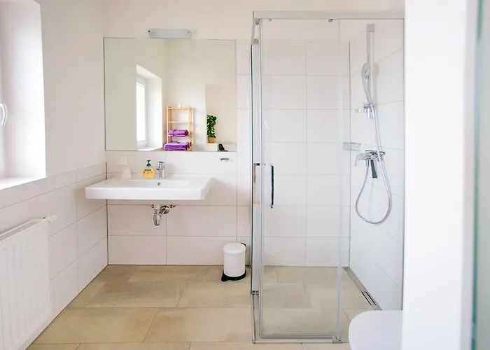 Steira-studios * إيهرينهاوزين