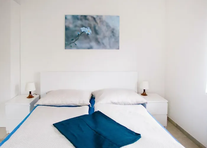 Steira-studios شقة *